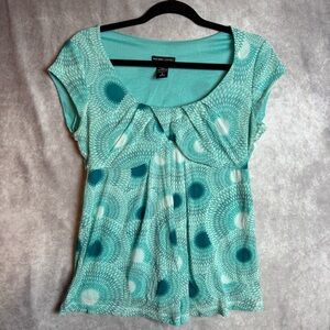 New York & Company Y2K Turquoise Mandala Print Cap Sleeve Pleated Blouse Small